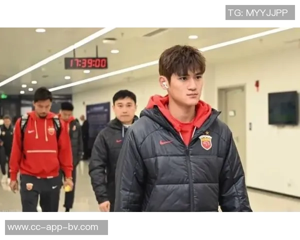 半场战报大连英博与武汉三镇互交白卷刘祝润朱鹏宇频频造险邓涵文因伤退场