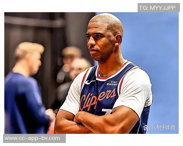 快船感谢保罗引发争议网友怒斥其退役与球队无关